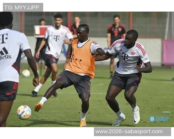 于帕回忆童年踢前锋经历期待在世界杯前明确未来发展方向