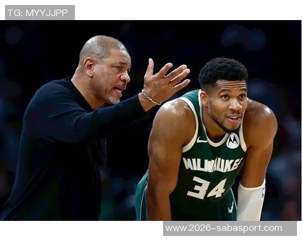 霍福德谈对阵雄鹿的乐趣称赞字母哥为顶尖球员之一 霍福德谈对阵雄鹿的乐趣称赞字母哥为顶尖球员之一