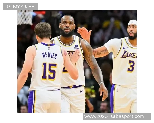 詹姆斯强调球队需在阵容齐整前全力以赴扭转颓势不求外界怜悯