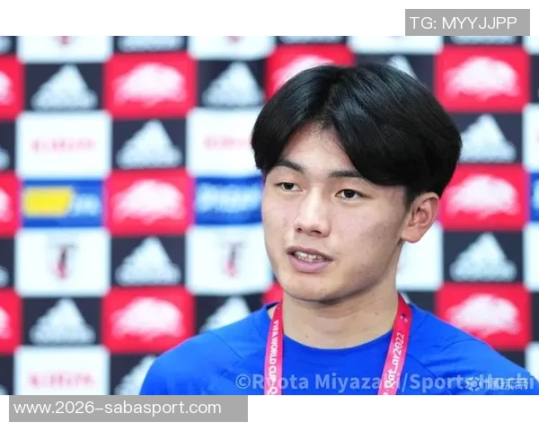 日本前锋上田绮世半场戴帽费耶诺德21世纪新纪录诞生 日本前锋上田绮世半场戴帽费耶诺德21世纪新纪录诞生